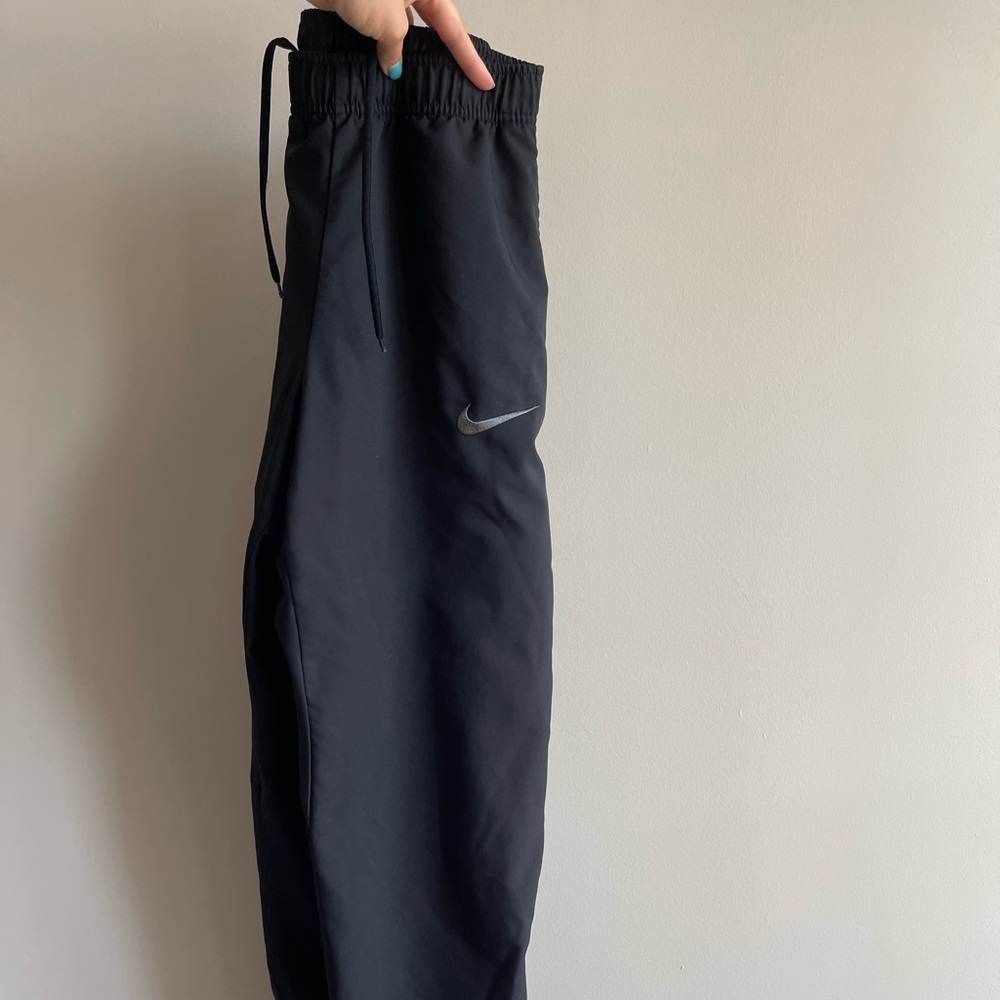 Nike Drifit men’s training pants, black, Sz L